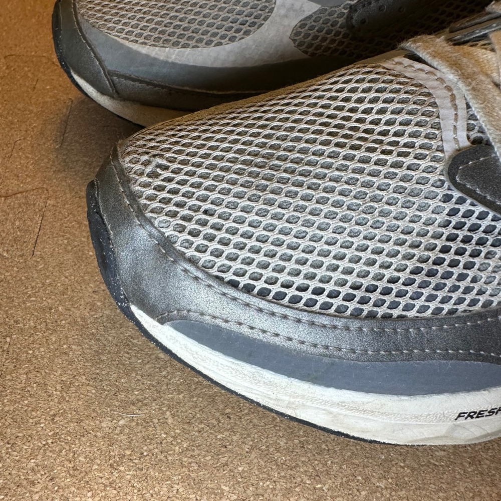 New Balance Fresh Foam Arishi v4 Mens 10.5 Grey Silver Running Shoes MARISTG4 - Picture 11 of 11